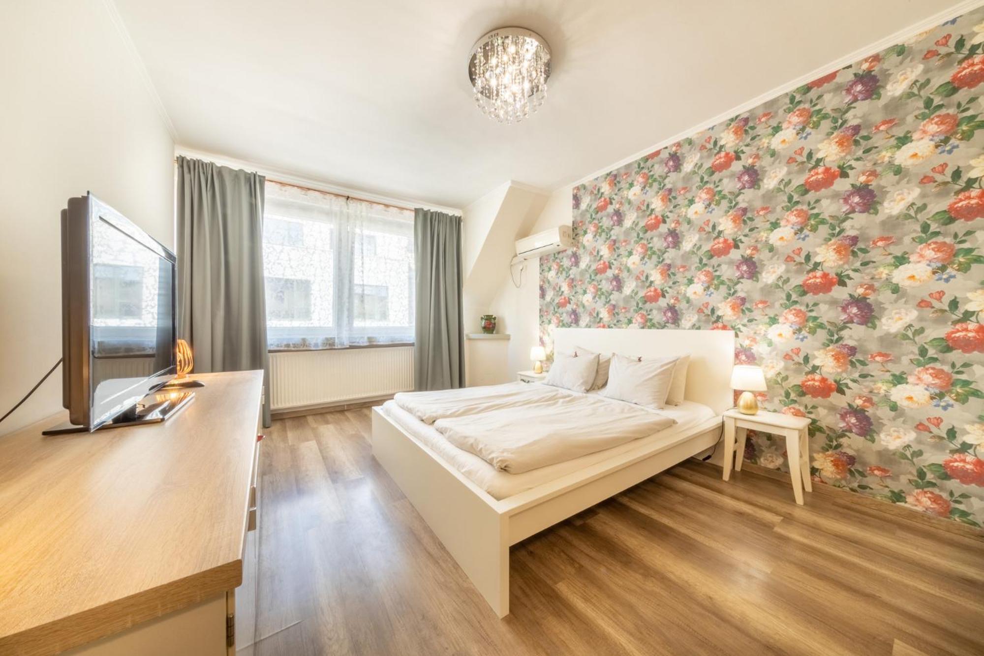 Valentina Apartment in CityCenter Boedapest Buitenkant foto