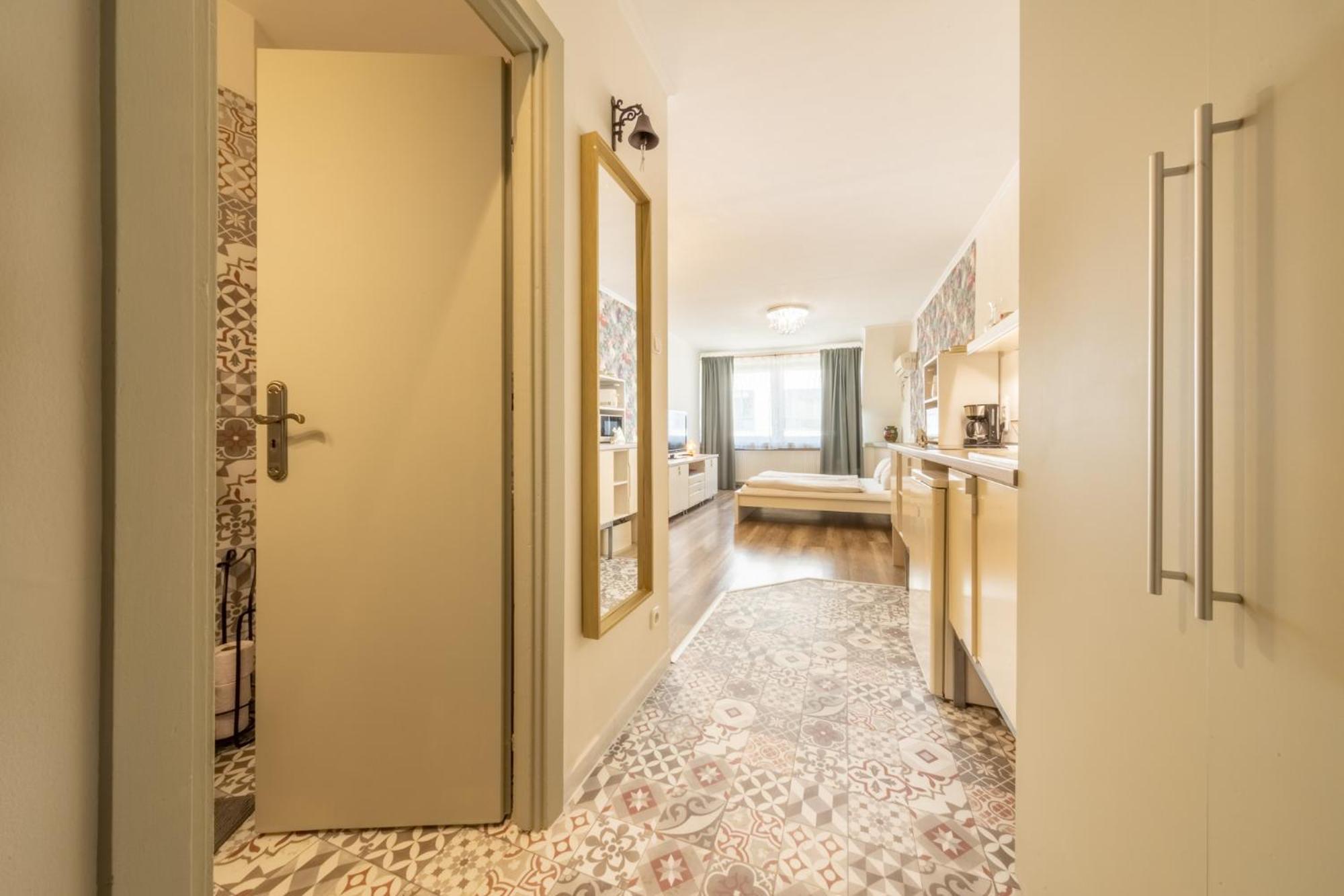 Valentina Apartment in CityCenter Boedapest Buitenkant foto